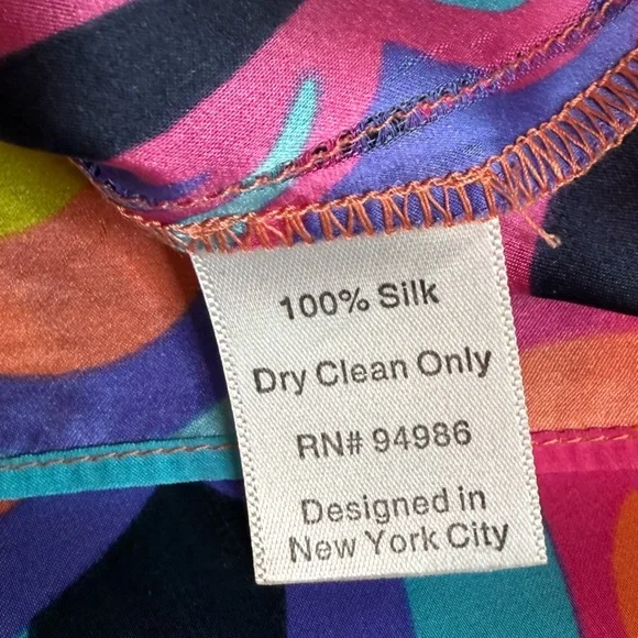 Alice & Trixie 100% silk Mini Dress, XS, like new, so flattering! - Picture 7 of 8